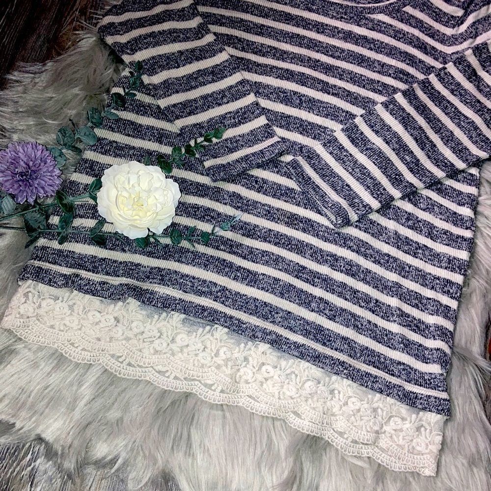 LOFT Blue Striped Blouse - Picture 2 of 4